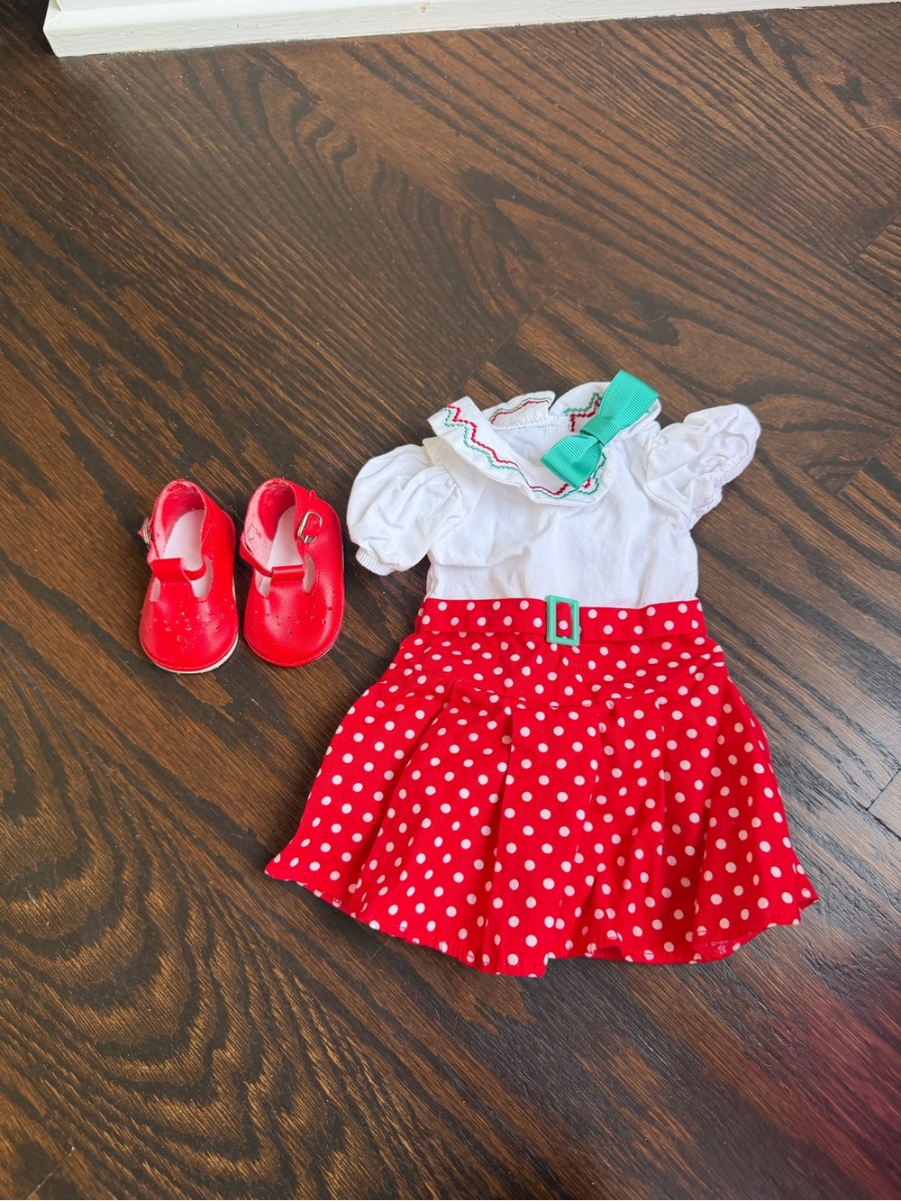 American Girl Kit's Reporter Dress for 18 inch dolls